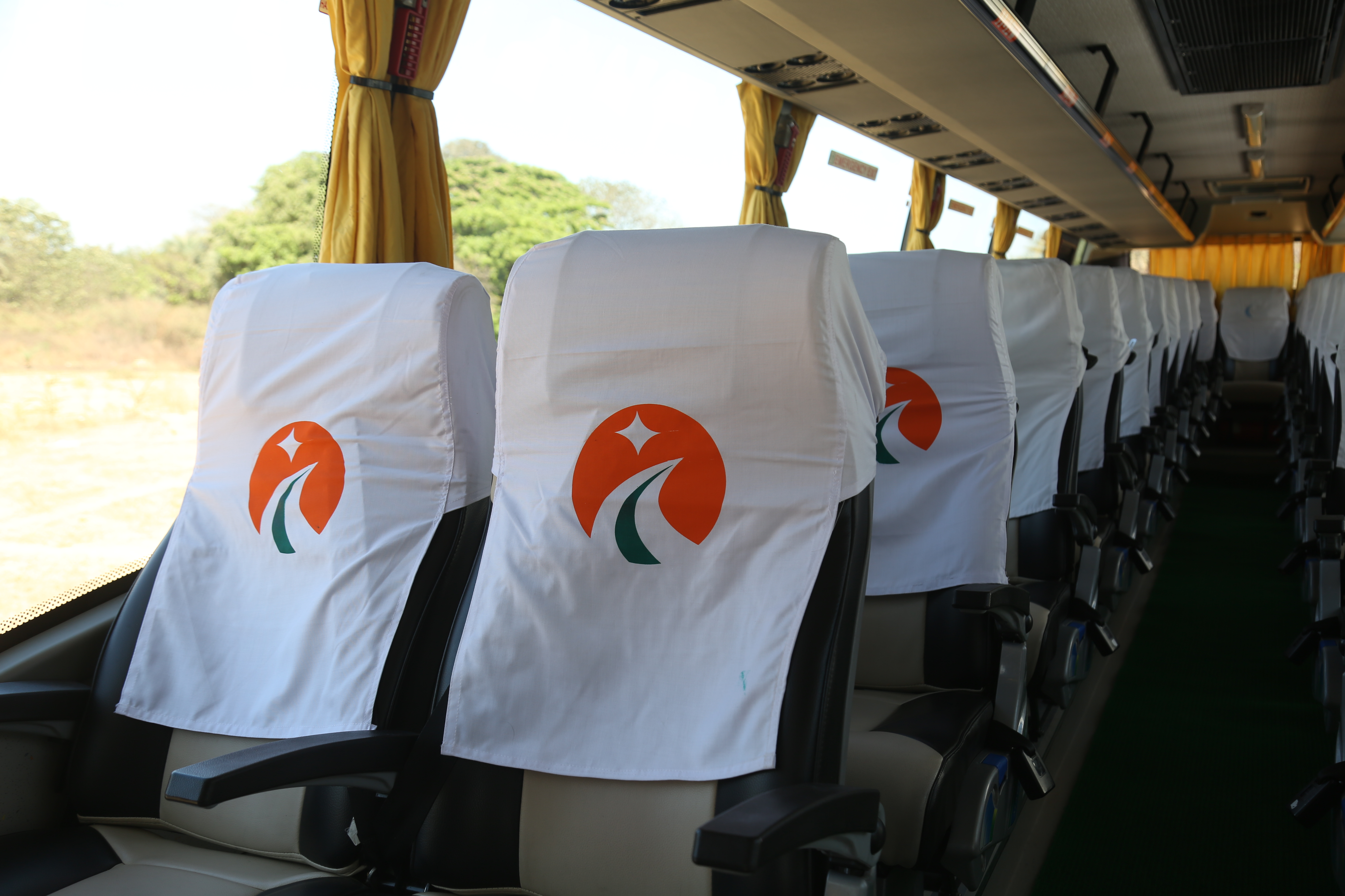 Safeway Explorers Pvt. Ltd - Luxury Bus Rental Bangalore - Latest update - Hire 21 Seater Luxury Mini Coaches for Hire